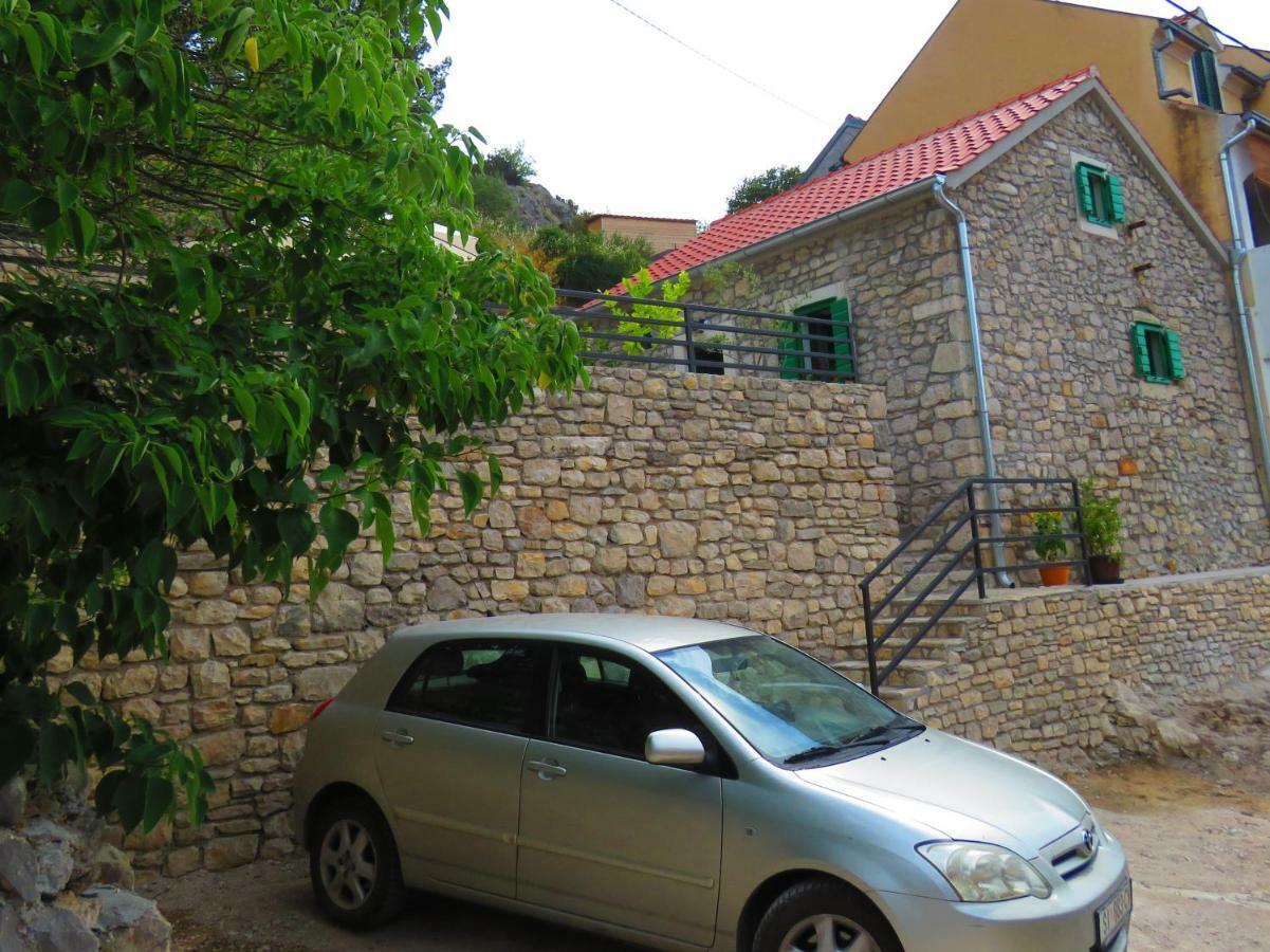 Holiday Home Anna Скрадин Экстерьер фото